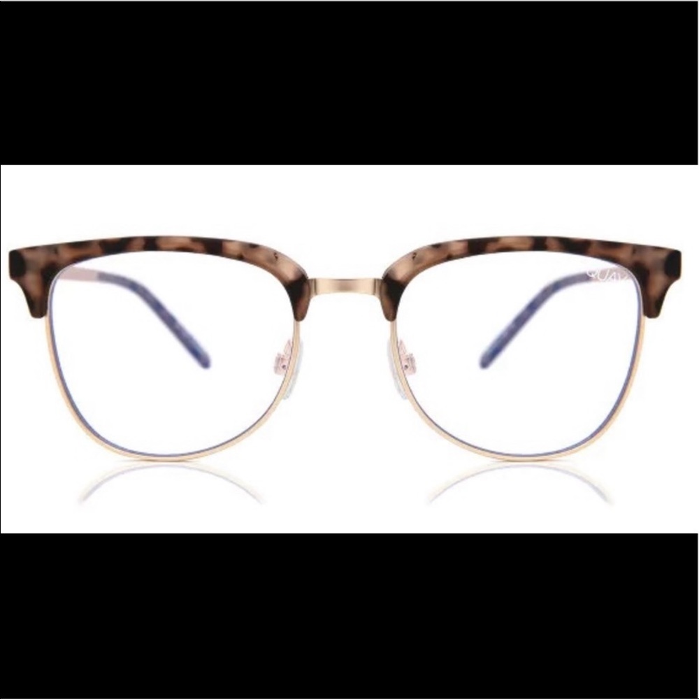Quay Evasive Blue Light Blocking Glasses - Picture 3 of 5